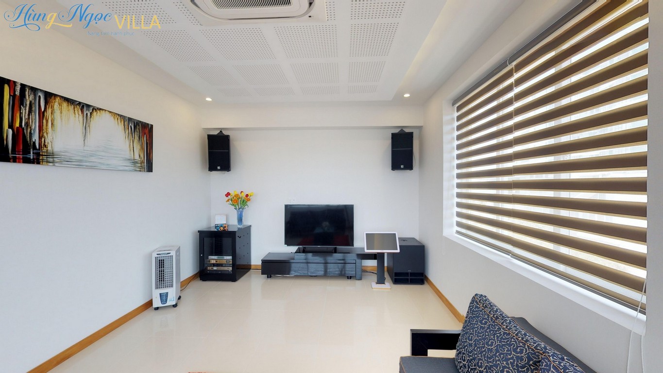Vung Tau_Villa_Huyen Sam_ Beach_Sea_Karaoke (3)