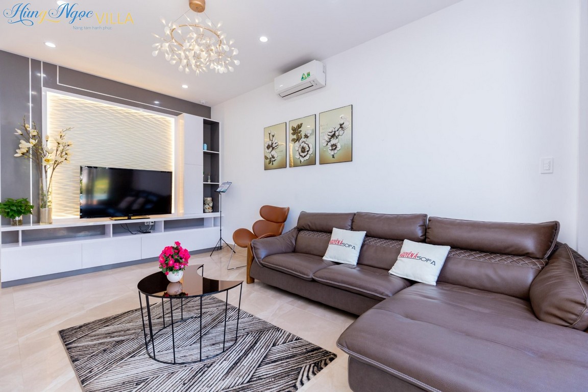 z1990528151083_d121209f57be1d02c5e76b065a2bf3a7