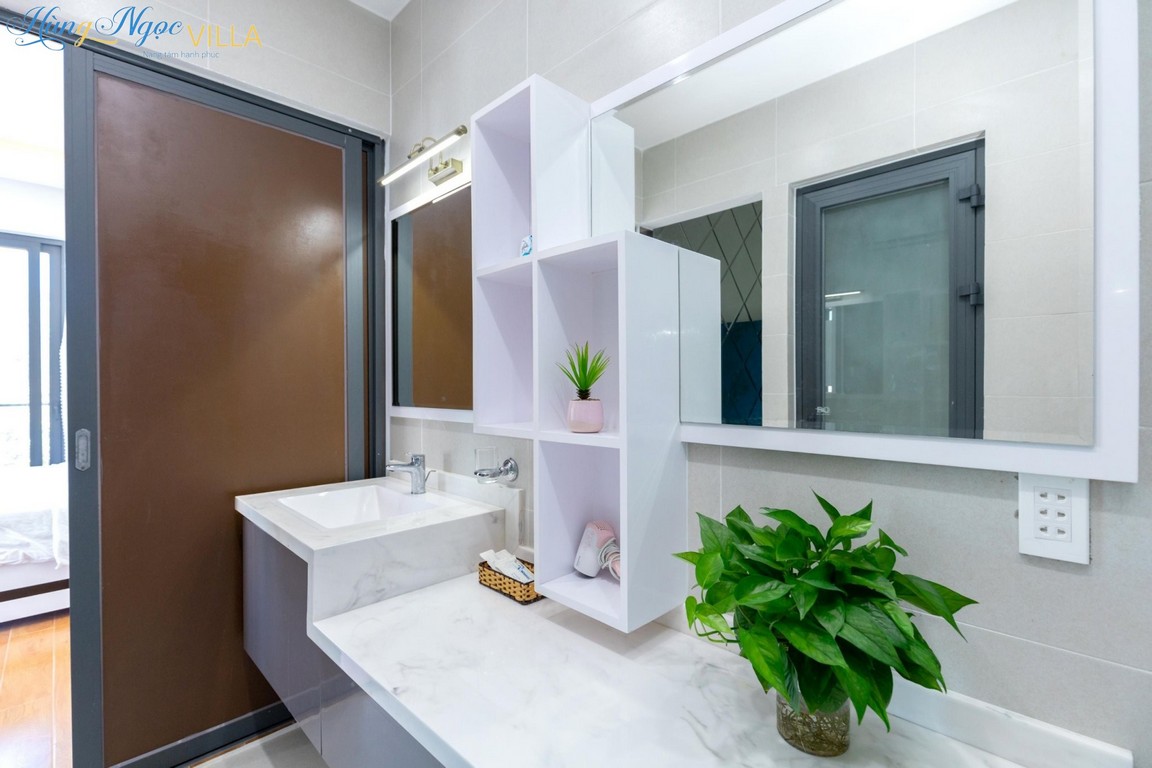 z1990528302209_86e067487d807441a647b9cde7e1e7f6