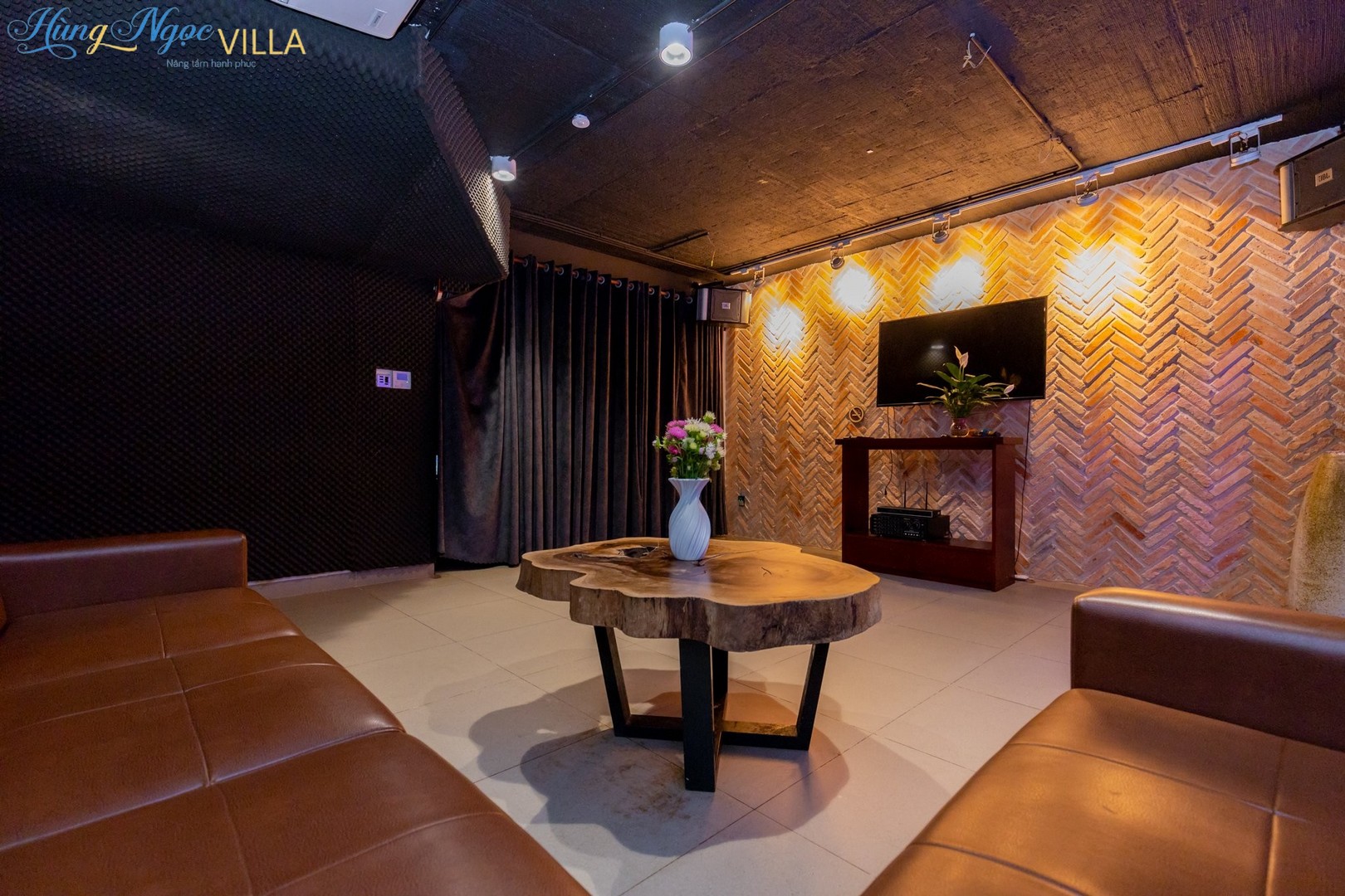 z2433928691552_9b28ea62d47728803e26bb15111046e1