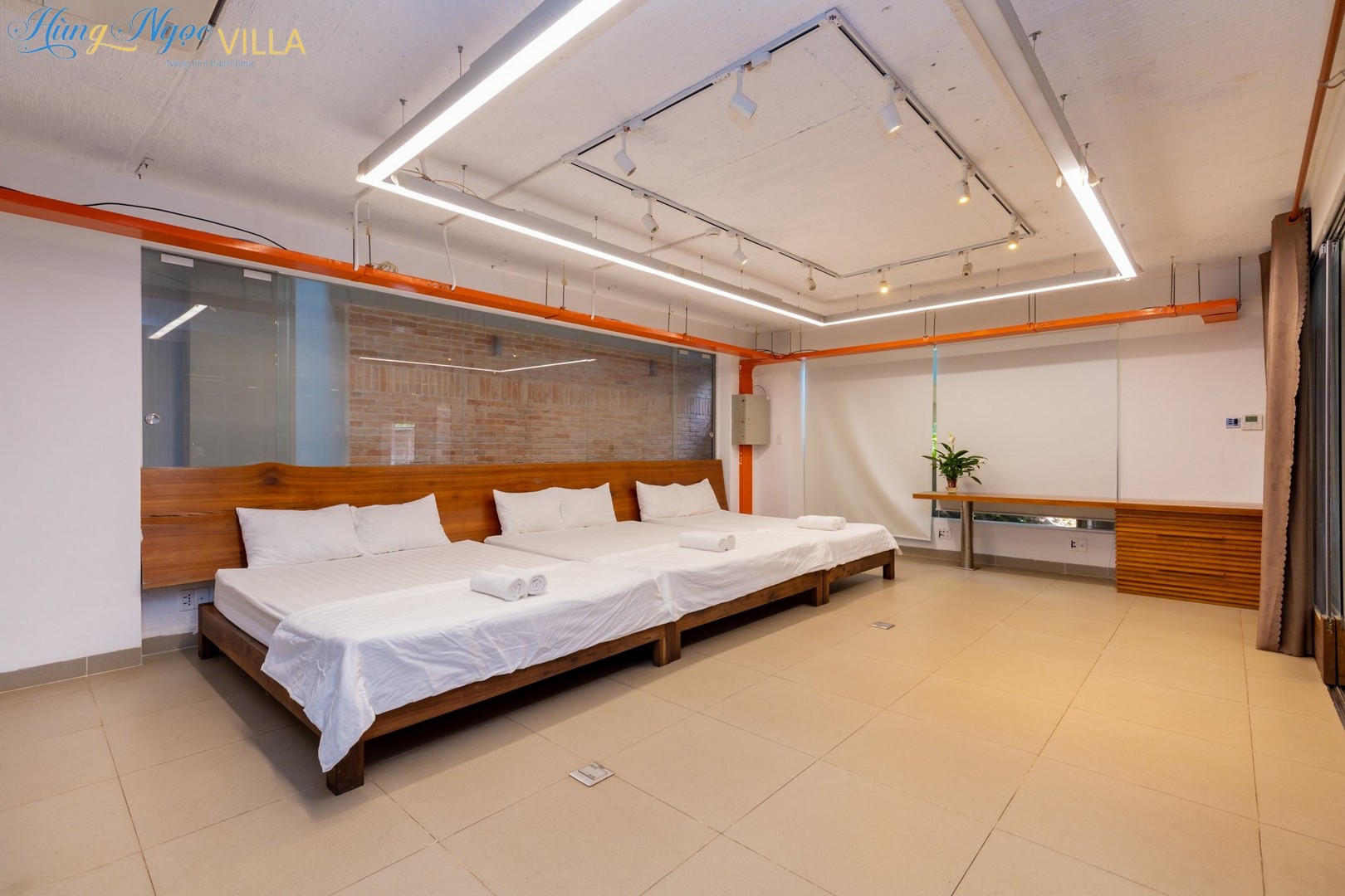 z2433928692889_aaa2985f3602fd90aa198209275a443c