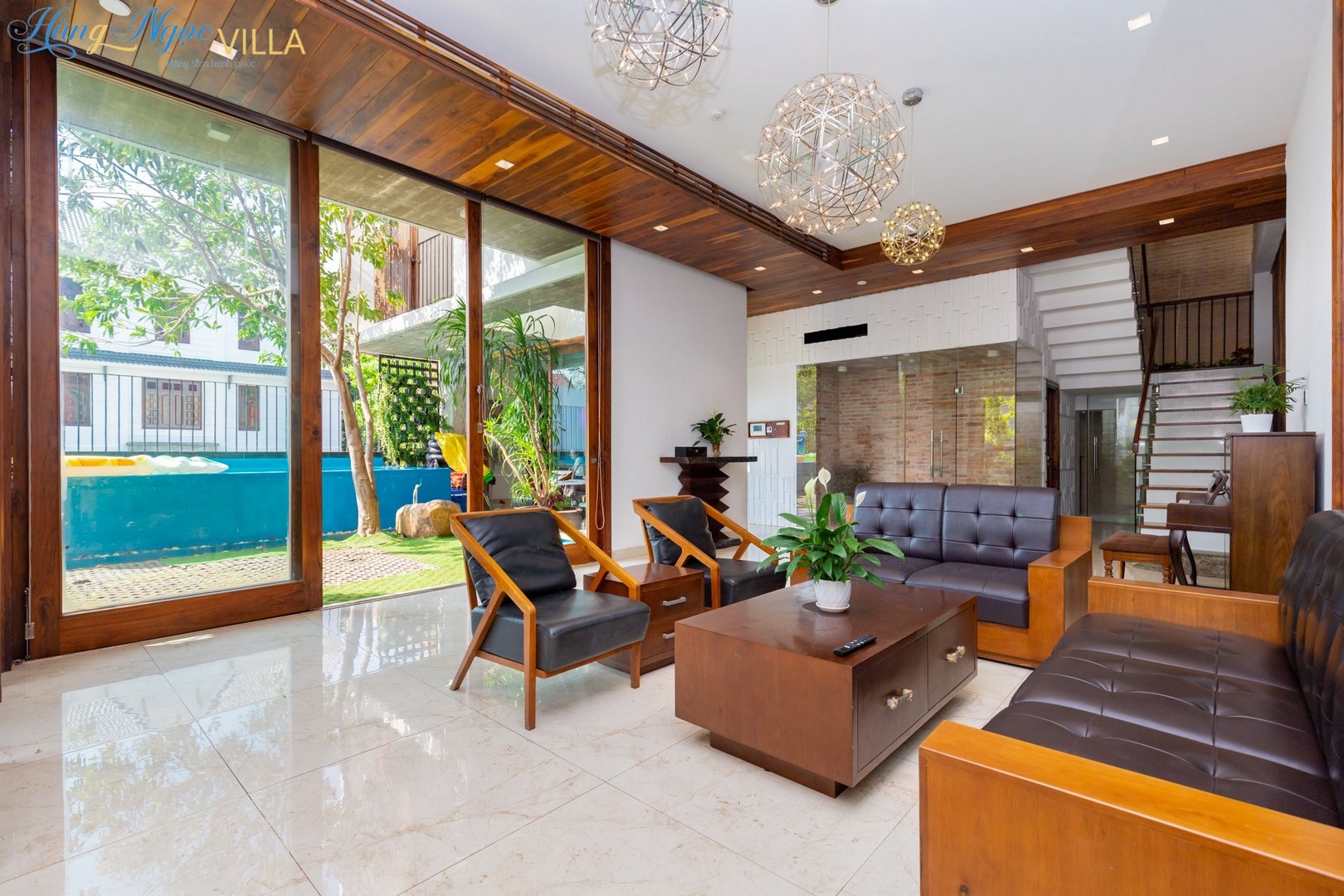 z2433928706432_09d00ea23c5f447ab5b0d1636419031d