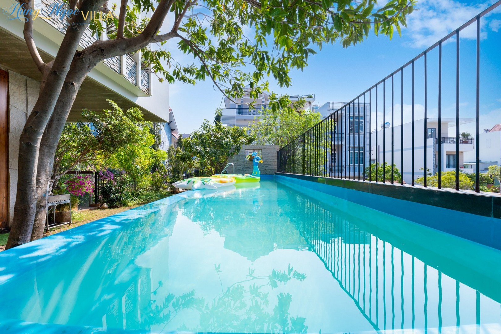 z2433928740548_2a04001fc8781004aa9eddc57e8f7fed