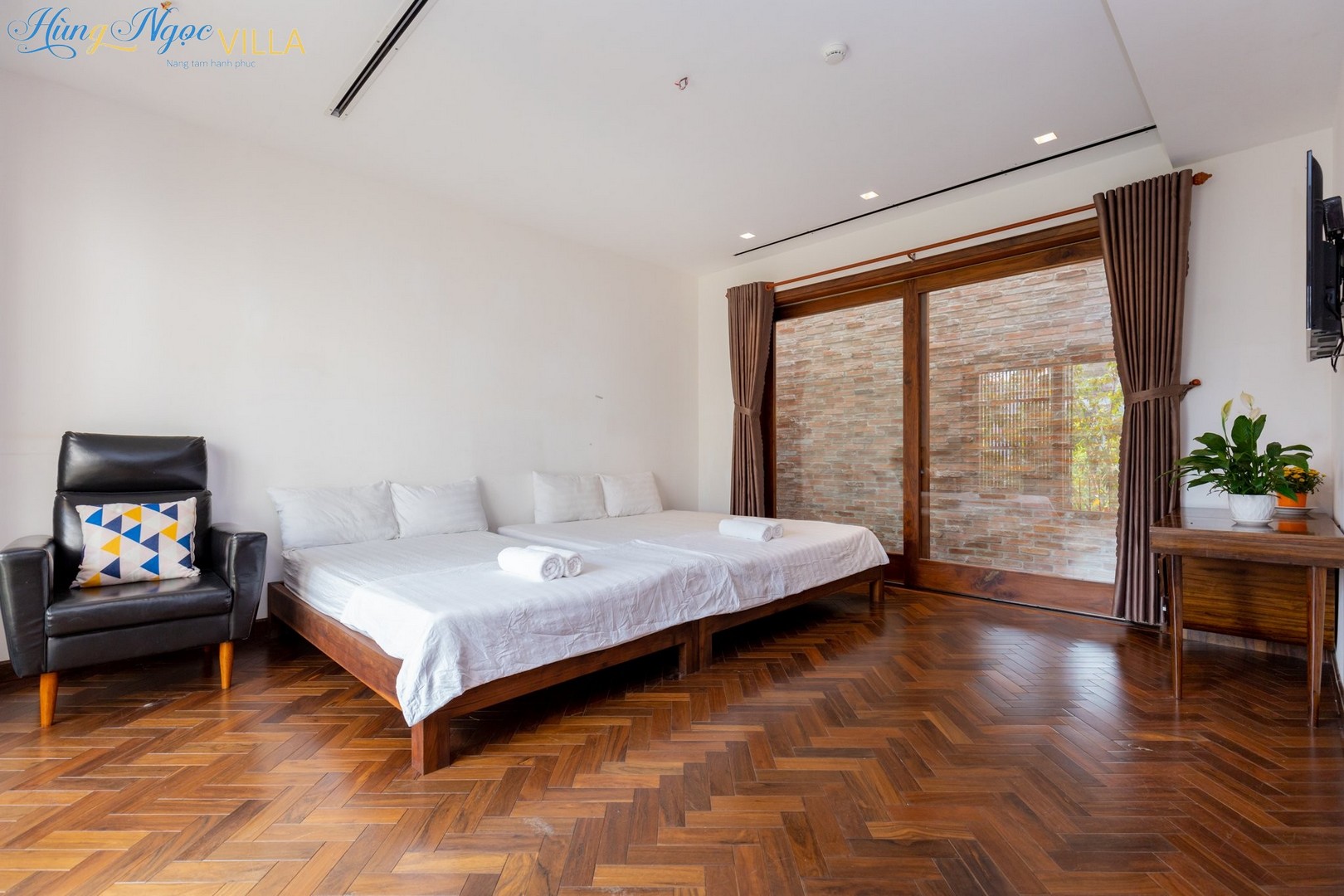 z2433928743356_ea8b5a9c532643763cb719551ab63399