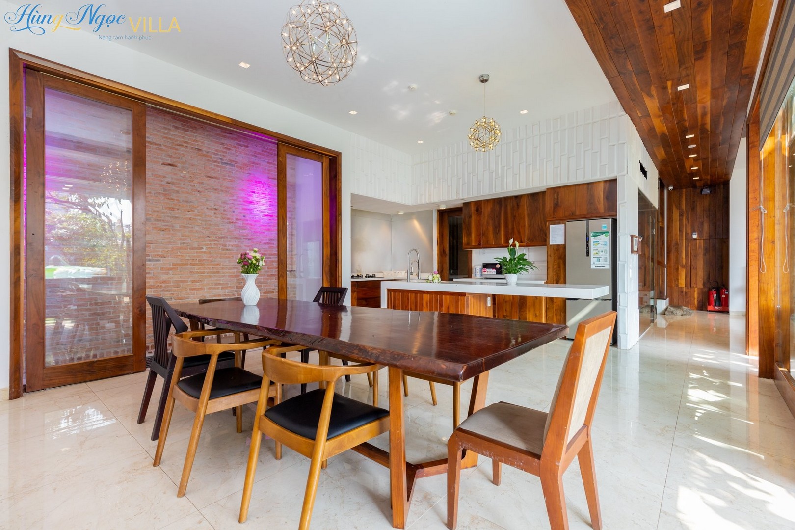 z2433928751525_fa4958106755020f40de8219fd746968