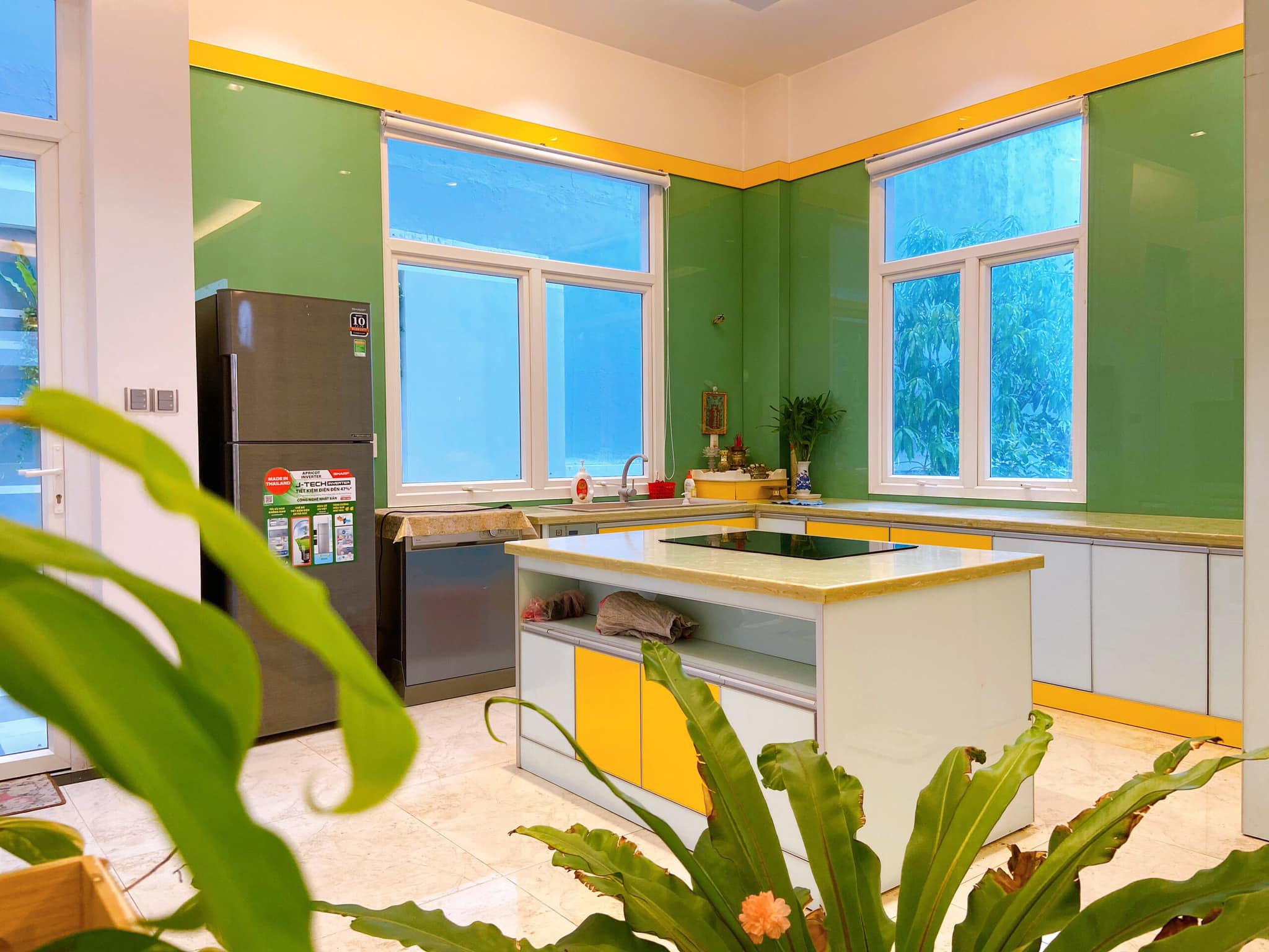 97521040_1913327962145252_1592368625459658752_o