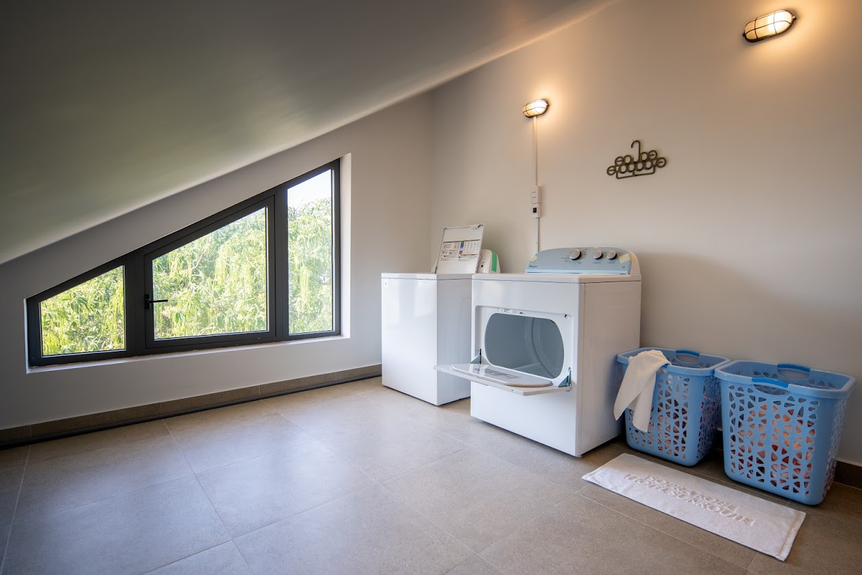 Pha Le House - Public Spaces Inside 39